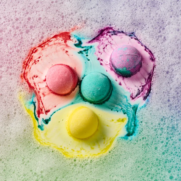 DIRTYWORKS Fizzin Around Bath Bomb Collection Set